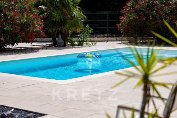 Maison de plain-pied avec piscine à 10 minutes de La Rochelle