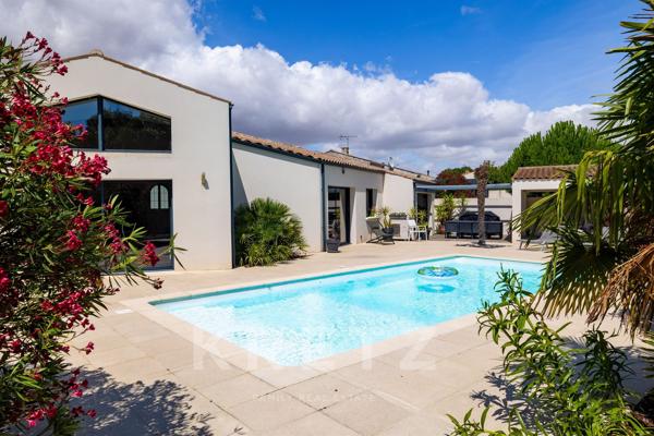 Maison de plain-pied avec piscine à 10 minutes de La Rochelle