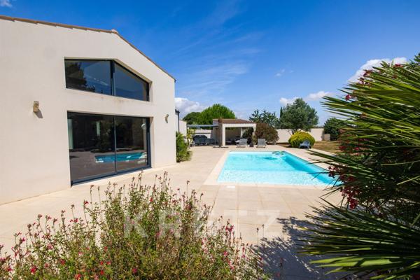 Maison contemporaire à la campagne / Chassagné