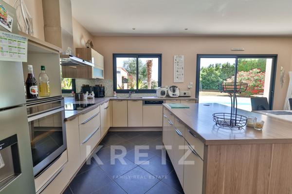 Maison contemporaire à la campagne / Chassagné