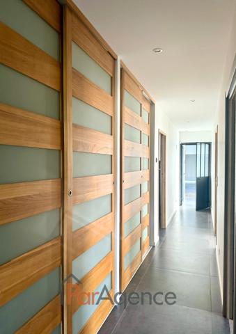 Maison 6 pièces de plain-pied sans vis à vis