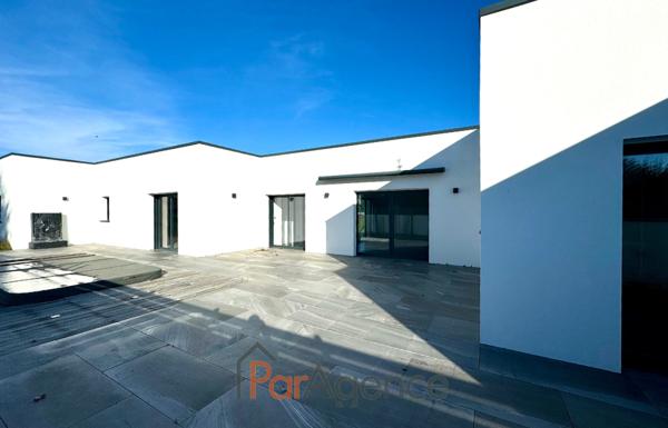 Maison 6 pièces de plain-pied sans vis à vis