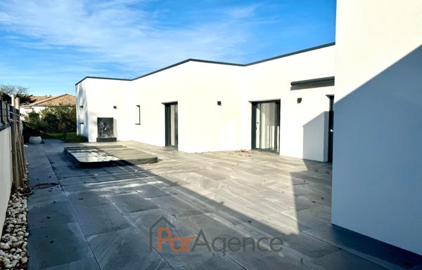 Maison 6 pièces de plain-pied sans vis à vis