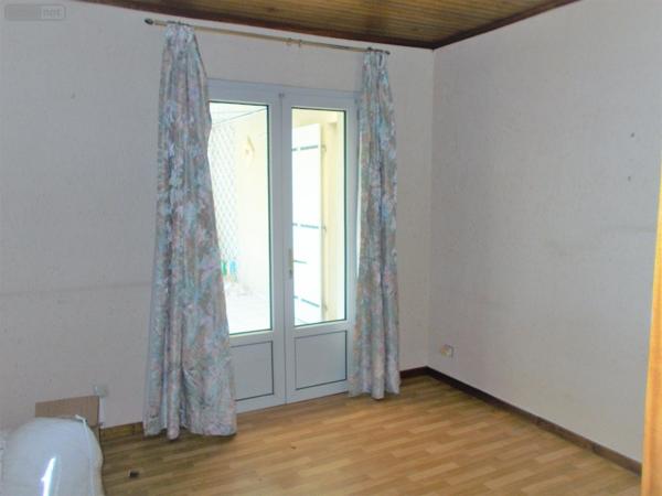 Maison de ville à vendre à Saint-Pierre-d'Oléron en Charente-Maritime (17310), ref : DD/JOM/25-25 Maison de ville à vendre à Saint-Pierre-d'Oléron en Charente-Maritime (17310), ref : DD/JOM/25-25