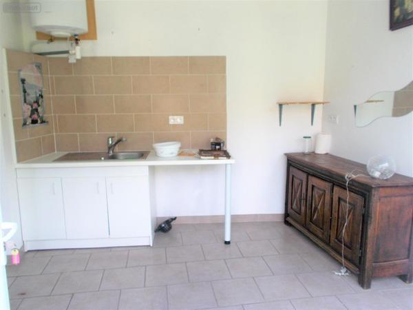 Maison de ville à vendre à Saint-Pierre-d'Oléron en Charente-Maritime (17310), ref : DD/JOM/25-25 Maison de ville à vendre à Saint-Pierre-d'Oléron en Charente-Maritime (17310), ref : DD/JOM/25-25