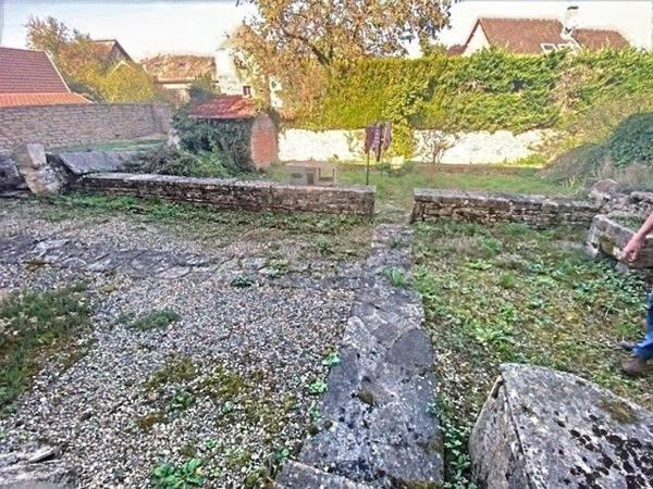 Maison à rénover Vitteaux de 160 m² avec jardin