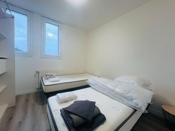 Appartement 6 pièce(s) 5 chambre(s) 109.78 m²
