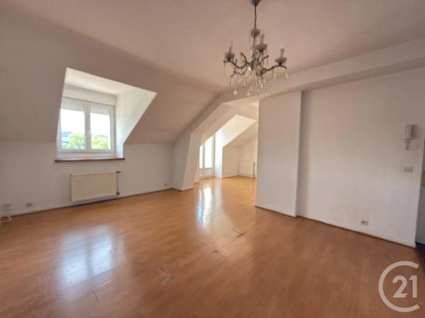 Appartement F3 à vendre  3 pièces - 62,60 m 2   SENS  - 89