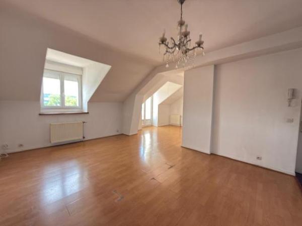 Appartement F3 à vendre  3 pièces - 62,60 m 2   SENS  - 89