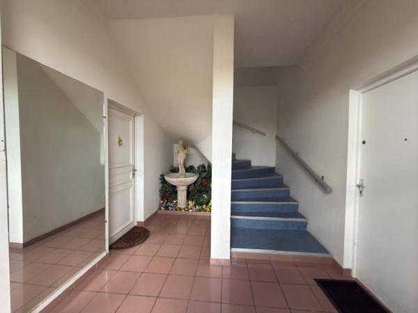 Appartement F3 à vendre  3 pièces - 62,60 m 2   SENS  - 89