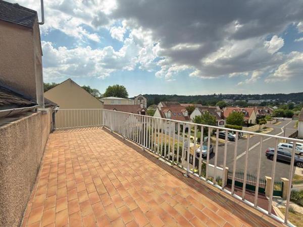 Appartement F3 à vendre  3 pièces - 62,60 m 2   SENS  - 89