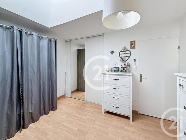 Maison à vendre  5 pièces - 183,60 m2 JARNAC - 16