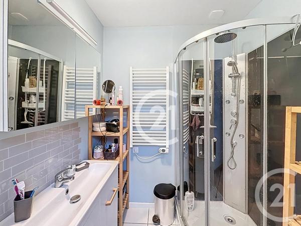 Maison à vendre  5 pièces - 183,60 m2 JARNAC - 16