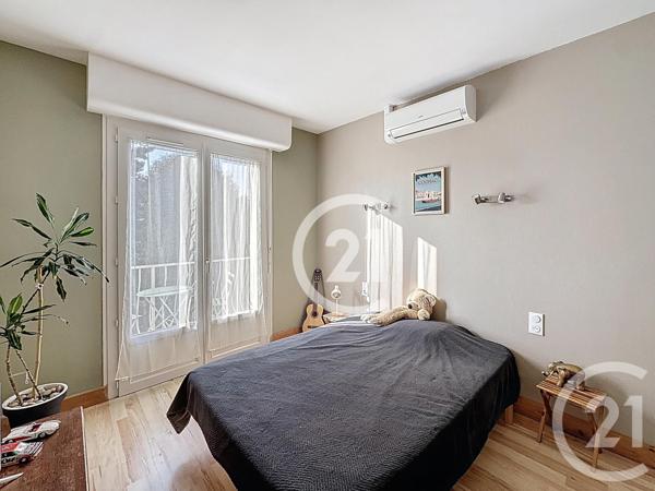 Maison à vendre  5 pièces - 183,60 m2 JARNAC - 16