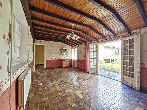 Immeuble de 8 pièces, 182 m² à Cast 29150