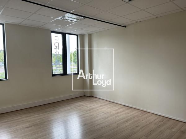 Bureaux à louer Toulouse Oncopole - accès PMR et espaces ouverts
