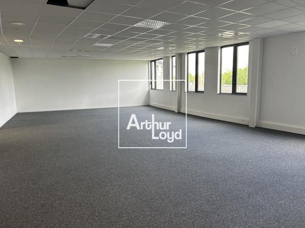 Bureaux à louer Toulouse Oncopole - accès PMR et espaces ouverts
