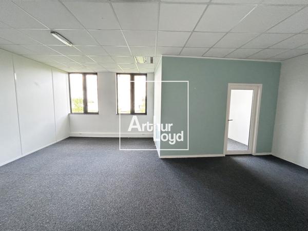 Bureaux à louer Toulouse Oncopole - accès PMR et espaces ouverts