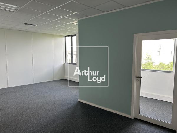 Bureaux à louer Toulouse Oncopole - accès PMR et espaces ouverts