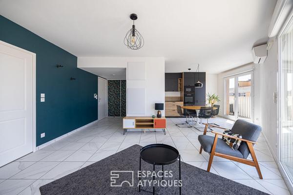 Appartement contemporain avec vue dégagée, balcon et stationnement