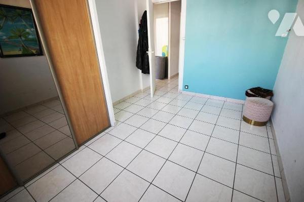 Appartement T4 de 80m2 (Carrez) avec son balcon de 10m2 au sein d'une copropriété agréable (13e)