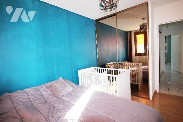 Appartement T4 de 80m2 (Carrez) avec son balcon de 10m2 au sein d'une copropriété agréable (13e)