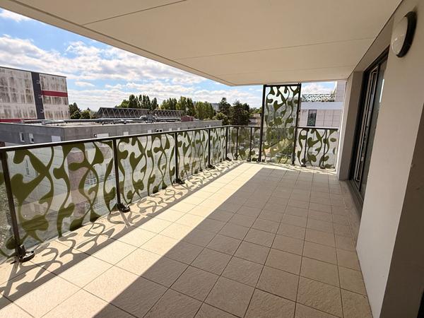 Appartement Herouville Saint Clair 4 pièce(s) 106 m2