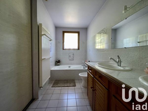 Maison à vendre 5 pièces 155 m² Moirans