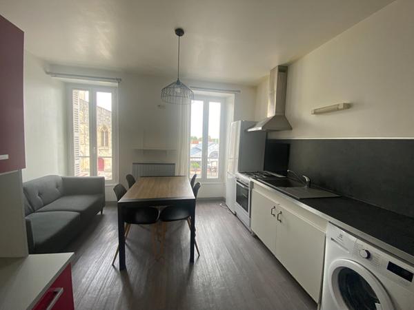 Appartement MEUBLE 2 pièces - Jonzac Centre Ville