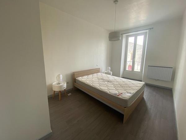 Appartement MEUBLE 2 pièces - Jonzac Centre Ville