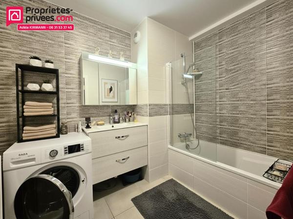 Appartement 92m2 4 pièces au centre de Valserhône 01200