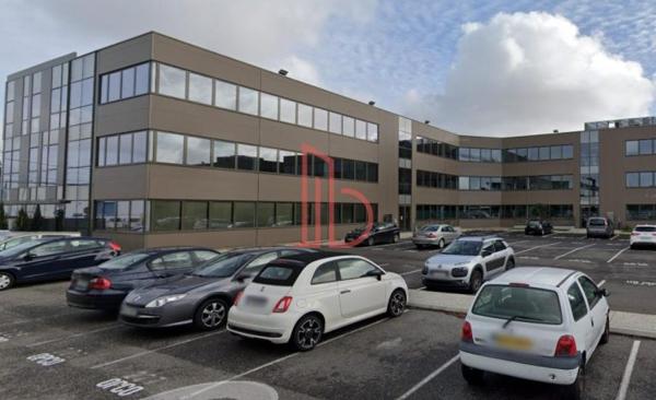 Bureau de 174 m² à louer à Bordeaux Sud-Ouest