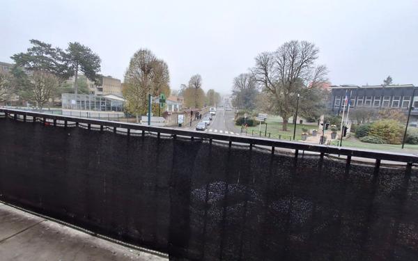 Appartement à louer    1 pièce • 28,66 m2 Limeil-Brévannes