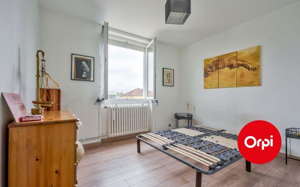 Appartement à vendre    4 pièces • 73,30 m2 Saint-Priest