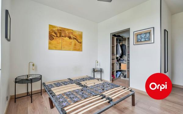 Appartement à vendre    4 pièces • 73,30 m2 Saint-Priest