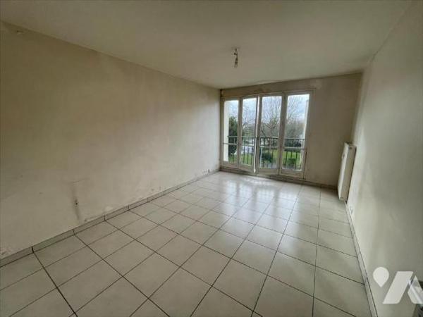 NOUVEAU  "Chez des Notaires à Mes Côtés", CAEN Rive Gauche.
Au 1er étage d'un immeuble avec as...