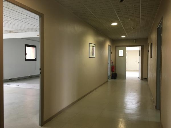 Bureaux à louer à MONT SAINT AIGNAN 76130