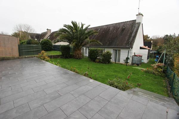 UNE MAISON DE TYPE T2 BIS AVEC JARDIN. -