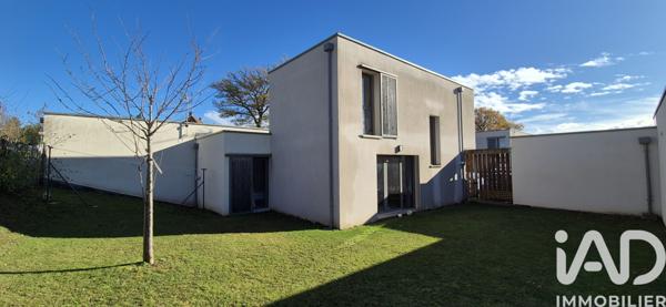 Maison à vendre 4 pièces 90 m² Saint-Mamet-la-Salvetat