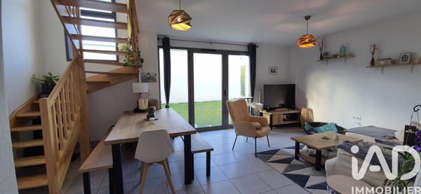 Maison à vendre 4 pièces 90 m² Saint-Mamet-la-Salvetat
