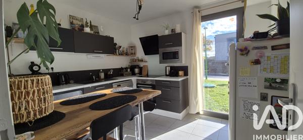 Maison à vendre 4 pièces 90 m² Saint-Mamet-la-Salvetat