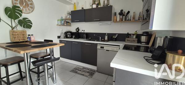 Maison à vendre 4 pièces 90 m² Saint-Mamet-la-Salvetat