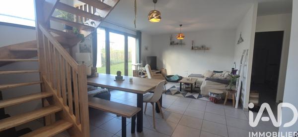 Maison à vendre 4 pièces 90 m² Saint-Mamet-la-Salvetat