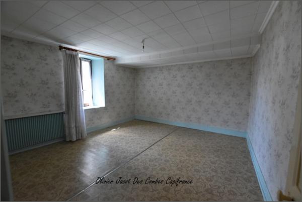 Maison à vendre 5 pièces BUSSUREL (70)