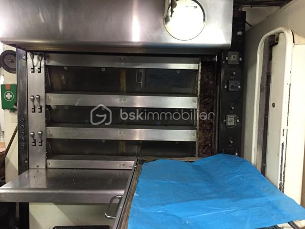 Local d activites de 25 m²