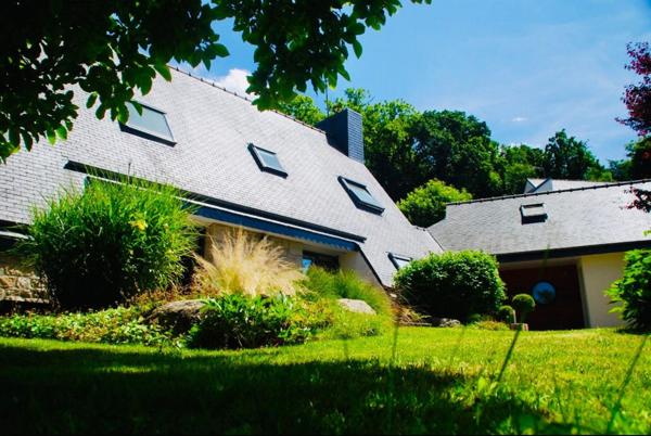 Maison à PONTRIEUX, 22260 - 7 pièces 175m²