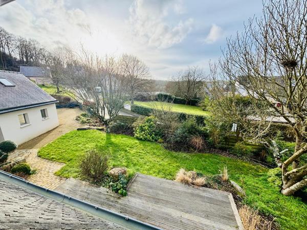 Maison à PONTRIEUX, 22260 - 7 pièces 175m²