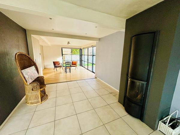 Maison à PONTRIEUX, 22260 - 7 pièces 175m²