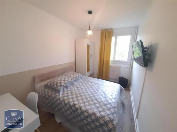 Appartement à louer 4 pièces 9.21m²