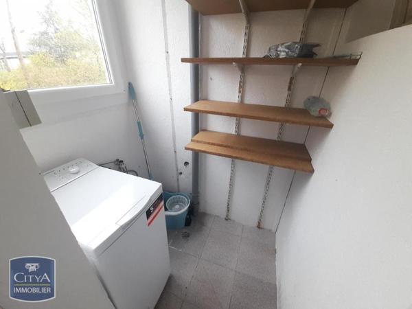 Appartement à louer 4 pièces 9.21m²